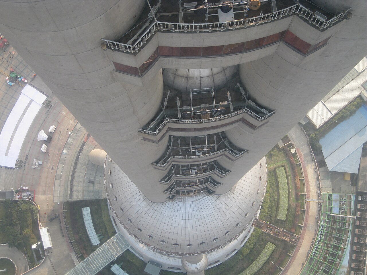 259m Glass-Floor Skywalk